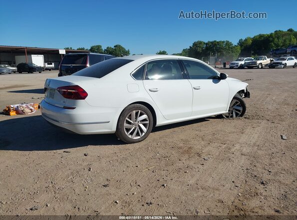 1VWBA7A38JC003569 2018 VOLKSWAGEN PASSAT White Հետևի աջ