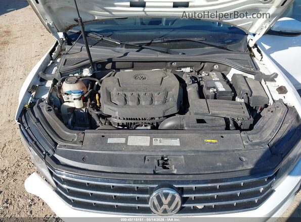 1VWBA7A38JC003569 2018 VOLKSWAGEN PASSAT White Հետևի տեսք