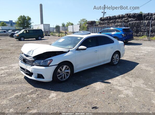 1VWBA7A39JC011714 2018 VOLKSWAGEN PASSAT White Front left