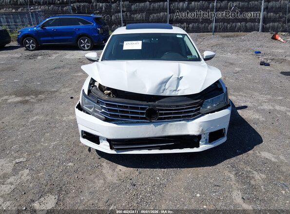 1VWBA7A39JC011714 2018 VOLKSWAGEN PASSAT White Instrument cluster view