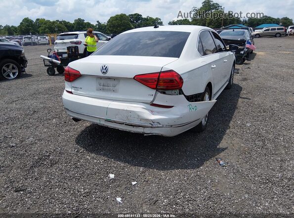 1VWBS7A32GC043068 2016 VOLKSWAGEN PASSAT White Դիմացի տեսք