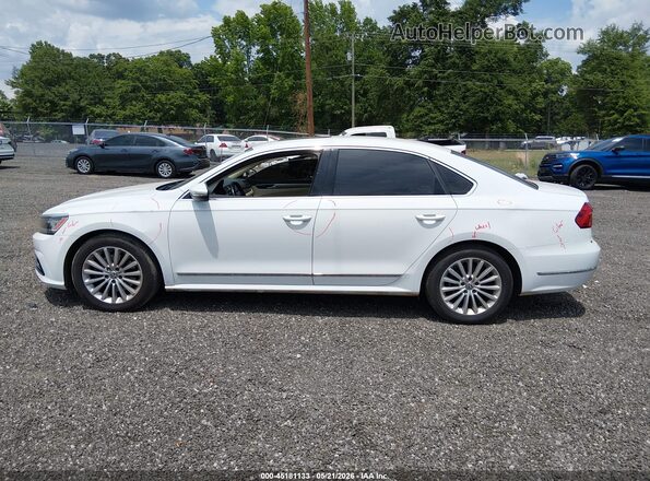 1VWBS7A32GC043068 2016 VOLKSWAGEN PASSAT White 