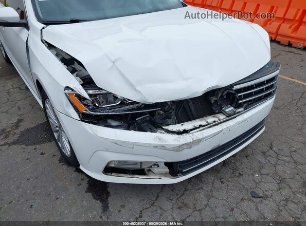 1VWBT7A39GC069311 2016 VOLKSWAGEN PASSAT White წინა ხედი