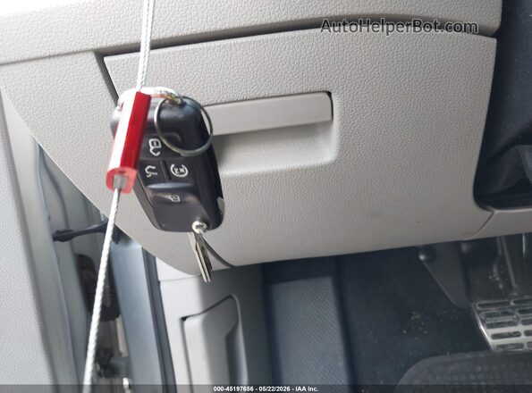 1VWCT7A39HC021460 2017 VOLKSWAGEN PASSAT Silver Вид панелі приладів