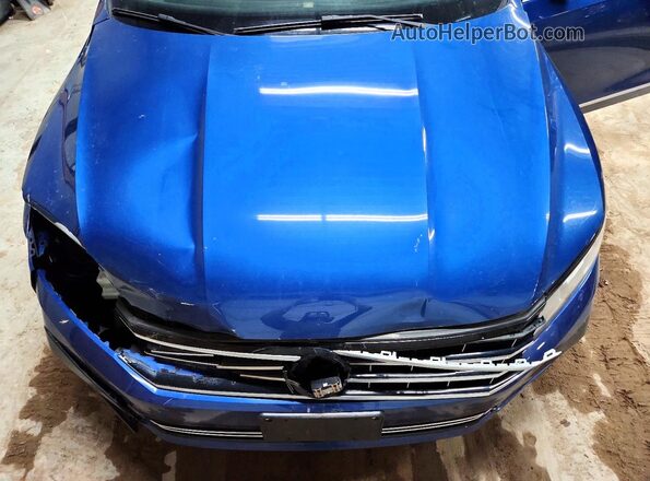 1VWDT7A32HC012748 2017 VOLKSWAGEN PASSAT Blue 