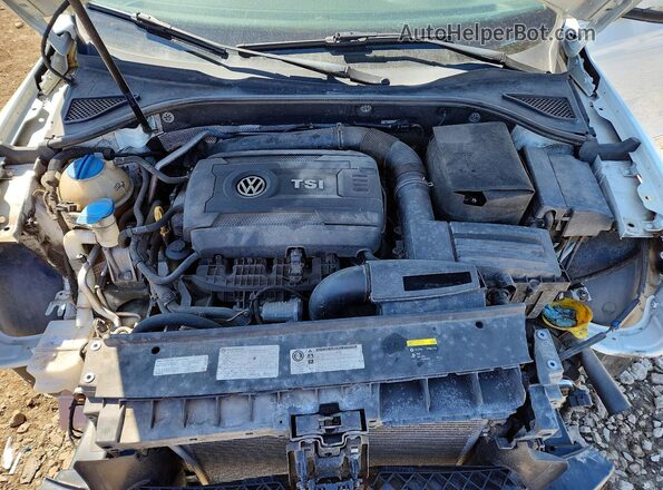 1VWDT7A33HC052627 2017 VOLKSWAGEN PASSAT White 