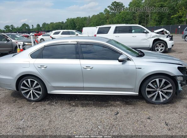 1VWDT7A34HC057870 2017 VOLKSWAGEN PASSAT Silver 360 interior view