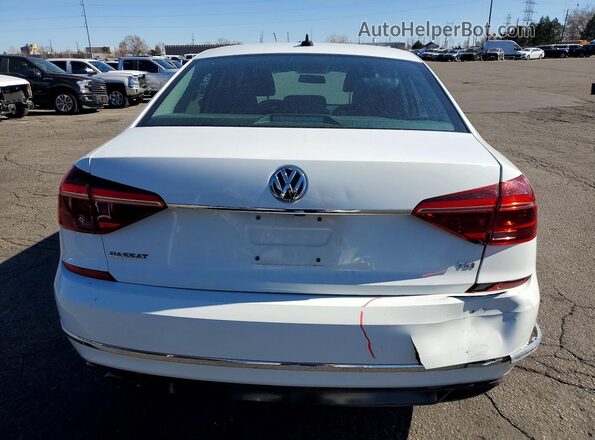 1VWDT7A36HC043520 2017 VOLKSWAGEN PASSAT White Widok z tyłu