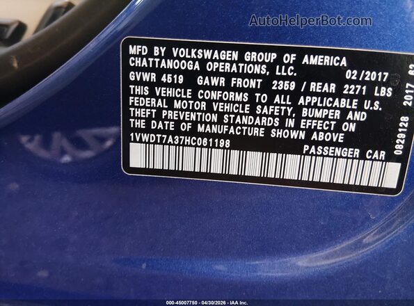1VWDT7A37HC061198 2017 VOLKSWAGEN PASSAT Blue 