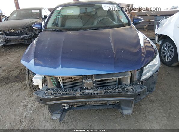1VWDT7A37HC061198 2017 VOLKSWAGEN PASSAT Blue 