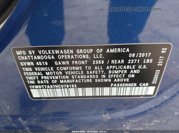 1VWDT7A37HC079152 2017 VOLKSWAGEN PASSAT Blue Engine compartment view