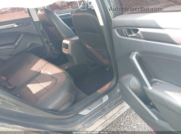 1VWDT7A38HC005853 2017 VOLKSWAGEN PASSAT Gray Вид наклейки з VIN-кодом