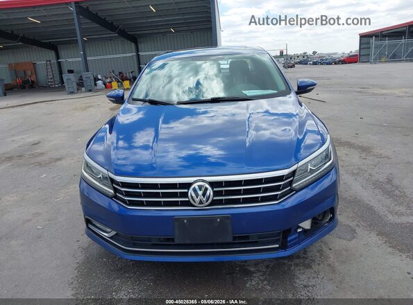 1VWGT7A32HC045097 2017 VOLKSWAGEN PASSAT Blue უკანა სალონის ხედი