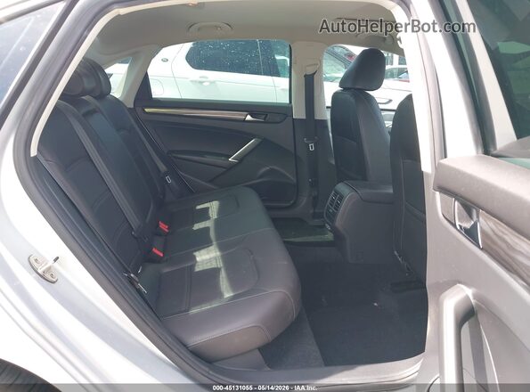 1VWMA7A37LC016874 2020 VOLKSWAGEN PASSAT Silver VIN sticker view