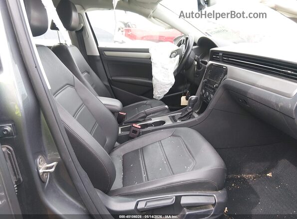 1VWSA7A30LC018456 2020 VOLKSWAGEN PASSAT Серый Вид салона спереди