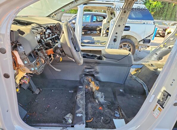 KNDPVDDG4T7292231 2026 KIA SPORTAGE Gray 