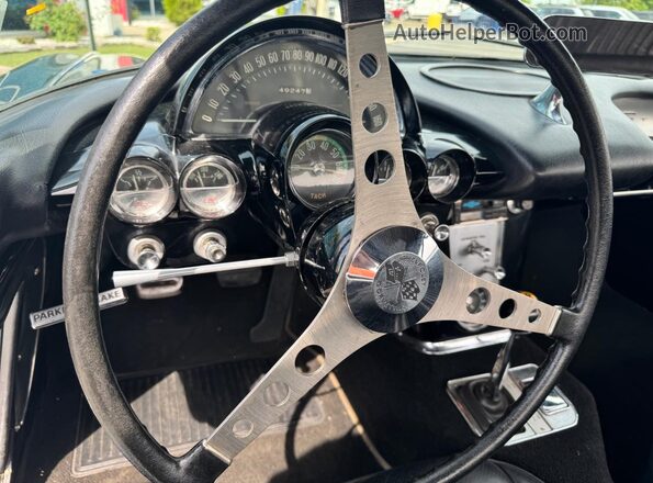 20867S11680 1962 CHEVROLET CORVETTE Черный Вид щитка приборов