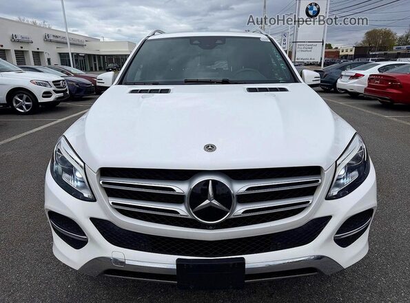 4JGDA5HB9JB073760 2018 MERCEDES-BENZ GLE Silver Widok wnętrza 360 stopni