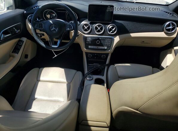 WDDSJ4GB1JN543209 2018 MERCEDES-BENZ CLA-CLASS White Vista del cuadro de instrumentos