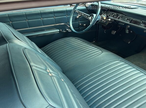 21569J100495 1970 CHEVROLET IMPALA Light Blue Вид салону спереду