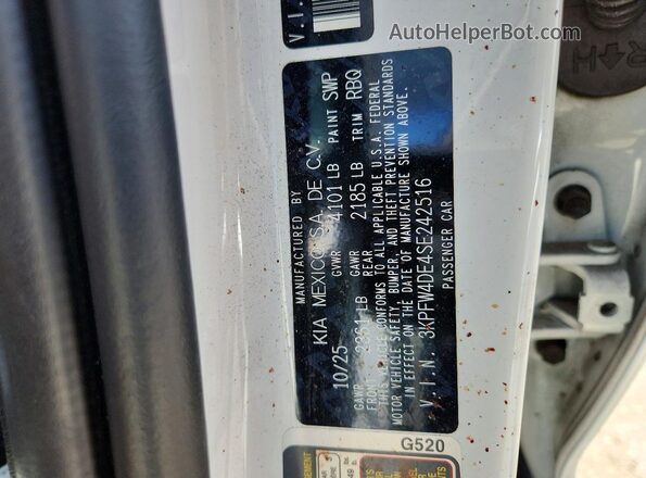 3KPFW4DE4SE242516 2025 KIA K4 White ძრავის განყოფილების ხედი