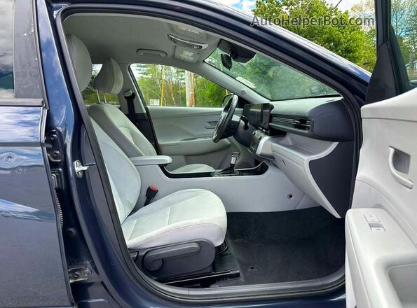 KM8HBCAB3SU203583 2025 HYUNDAI KONA Blue Widok zestawu wskaźników
