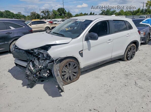 JA4ARUAU8SU004192 2025 MITSUBISHI OUTLANDER Белый 