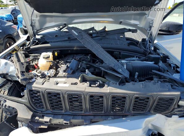 1C4RJKAG0P8842070 2023 JEEP CHEROKEE Серебряный 