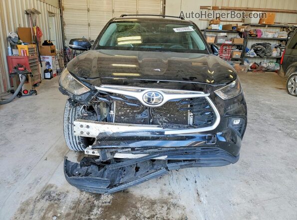 5TDBZRBH1NS587805 2022 TOYOTA HIGHLANDER Black 