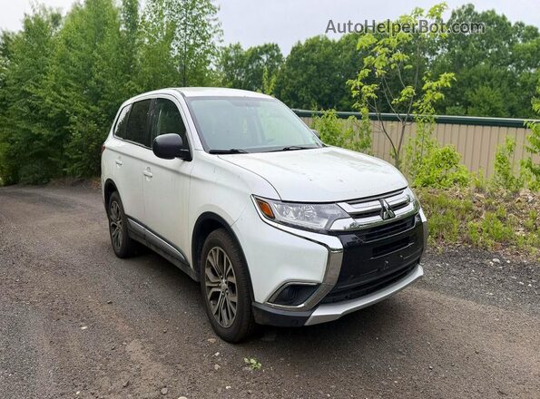 JA4AZ3A34GZ037976 2016 MITSUBISHI OUTLANDER White 