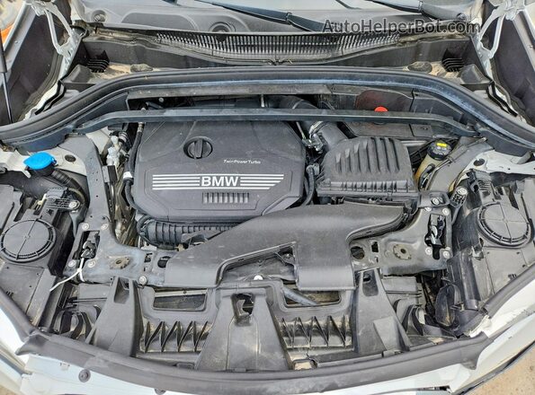 WBXJG7C01L5R93829 2020 BMW X1 White Engine compartment view