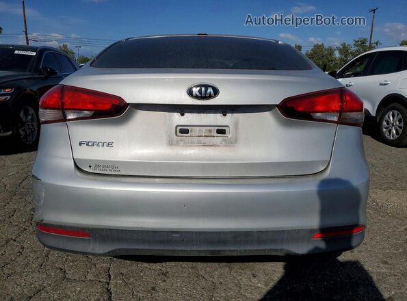 3KPFK4A7XHE156993 2017 KIA FORTE Silver 