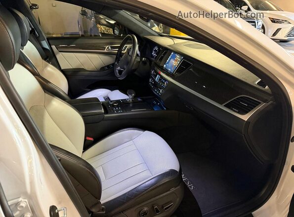 KMHGN4JB3JU230984 2018 GENESIS G80 Белый 