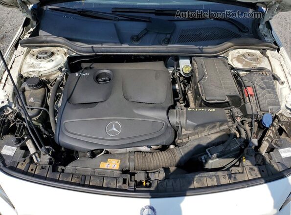 WDCTG4EB3HJ332931 2017 MERCEDES-BENZ GLA White 