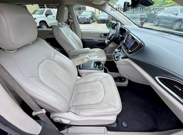 2C4RC1BG4MR538937 2021 CHRYSLER PACIFICA Black 