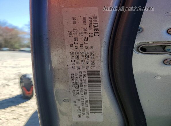 3C4PDCBG5KT799018 2019 DODGE JOURNEY Silver 360 interior view