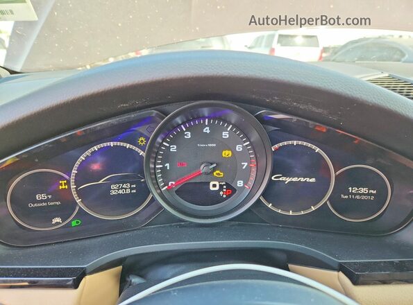 WP1AA2AYXKDA04052 2019 PORSCHE CAYENNE Burgundy უკანა სავარძლების ხედი