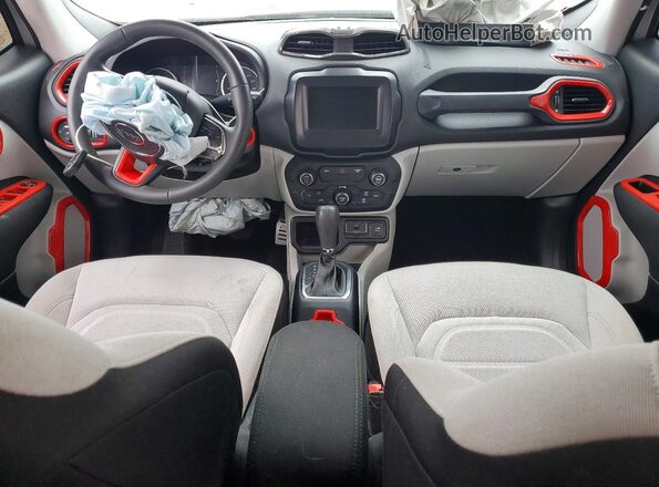 ZACCJABB8JPJ58125 2018 JEEP RENEGADE Серебряный 