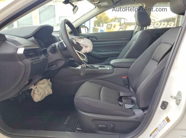 1N4BL4DWXTN320140 2026 NISSAN ALTIMA White 