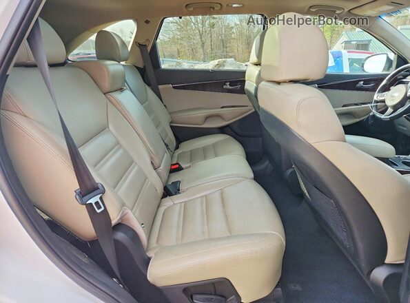 5XYPHDA51JG411086 2018 KIA SORENTO Белый Вид подкапотного пространства