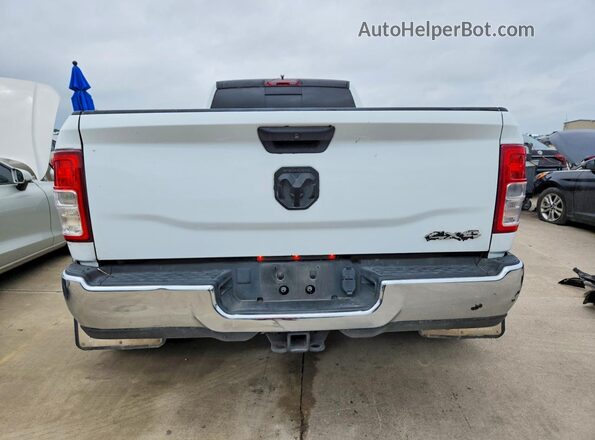 3C63RRGL3RG218876 2024 RAM 3500 White Вид салону спереду