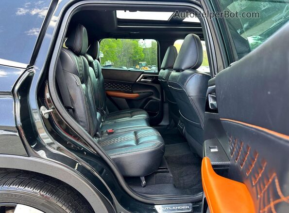 JA4J4VA82PZ019238 2023 MITSUBISHI OUTLANDER Black 