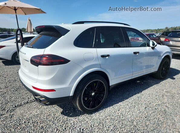 WP1AE2A20HLA75758 2017 PORSCHE CAYENNE White Front right