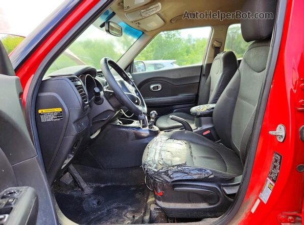 KNDJP3A59K7017689 2019 KIA SOUL Red 