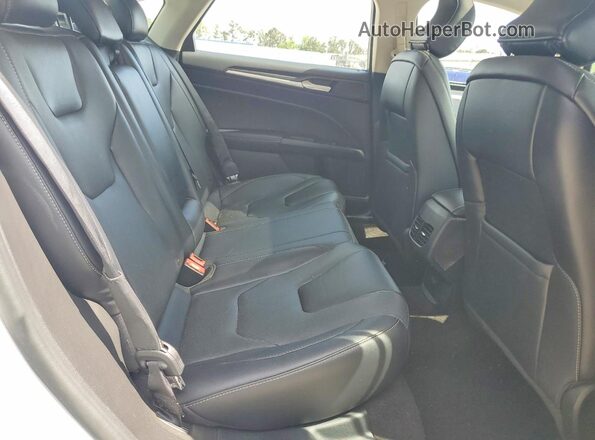 3FA6P0SU7KR101907 2019 FORD FUSION Белый 