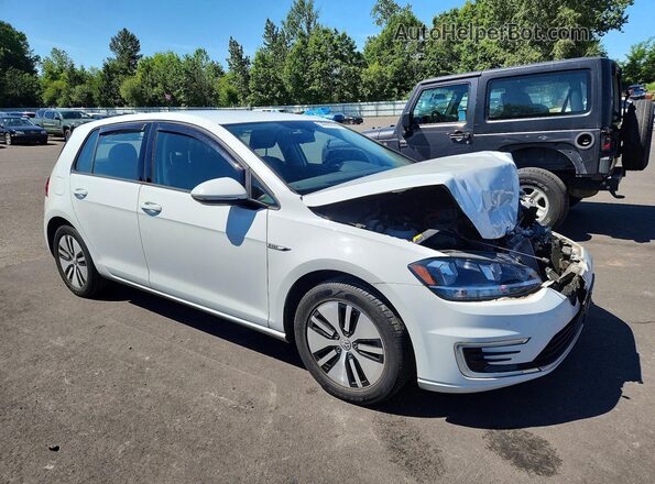 WVWKR7AU4KW915796 2019 VOLKSWAGEN GOLF White 