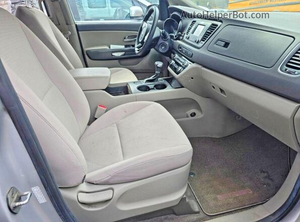 KNDMA5C17J6400720 2018 KIA SEDONA Серый Вид спереди