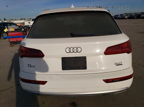 WA1ANAFY5J2150520 2018 AUDI Q5 White წინა სალონის ხედი