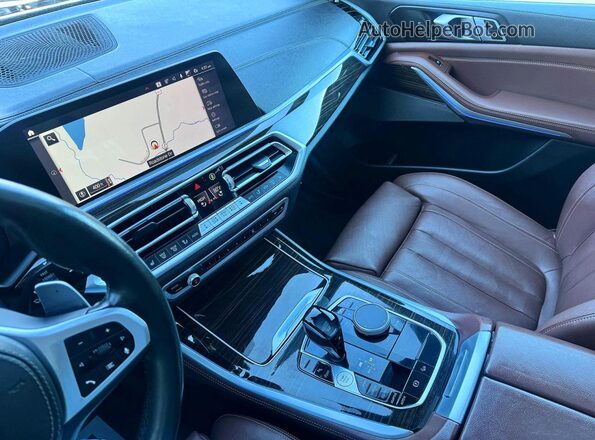 5UXJU4C07LLE45304 2020 BMW X5 Blue Вид задніх сидінь