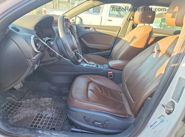 WAUTPBFF8JA062268 2018 AUDI A3 White Առջևի վահանակի տեսք